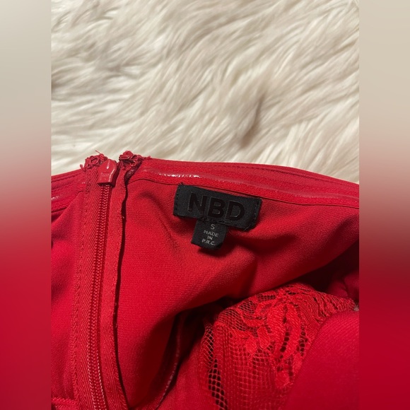 NBD Picture Me Red Lace Midi Dress Sweetheart - Picture 3 of 11